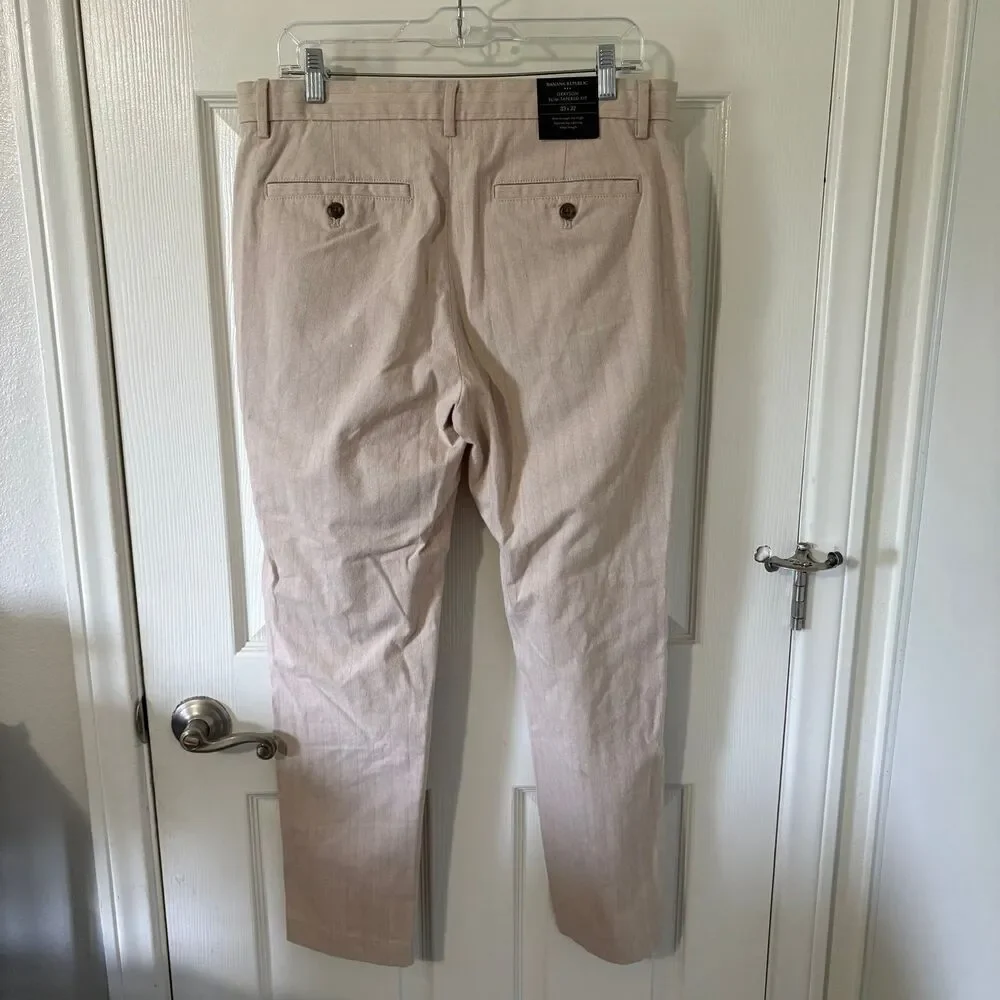 Banana Republic Grayson Slim-Tapered Fit Beige Check NWT 33x32
